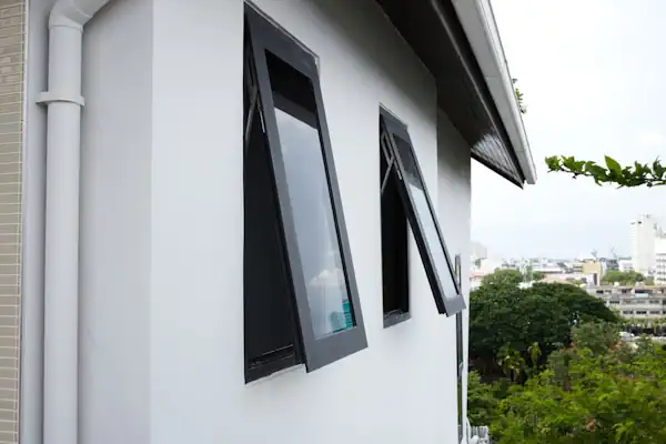 Aluminium awning window in Gympie